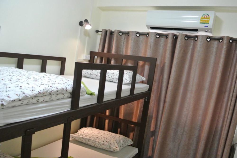 Bed Dee Time Hostel Bangkok Dış mekan fotoğraf