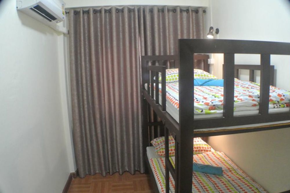 Bed Dee Time Hostel Bangkok Dış mekan fotoğraf